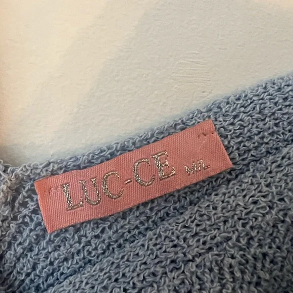 Summer top - Picture 3 of 3